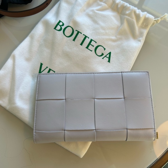 NWT bottega veneta cassette zip wallet - Picture 3 of 9